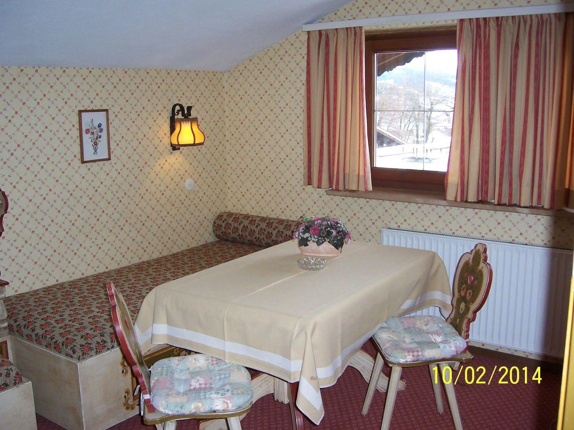Apartment Alpenappartement Europa St. Johann in Tirol