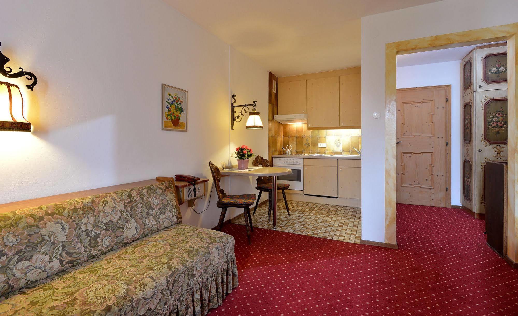 Apartment Alpenappartement Europa St. Johann in Tirol